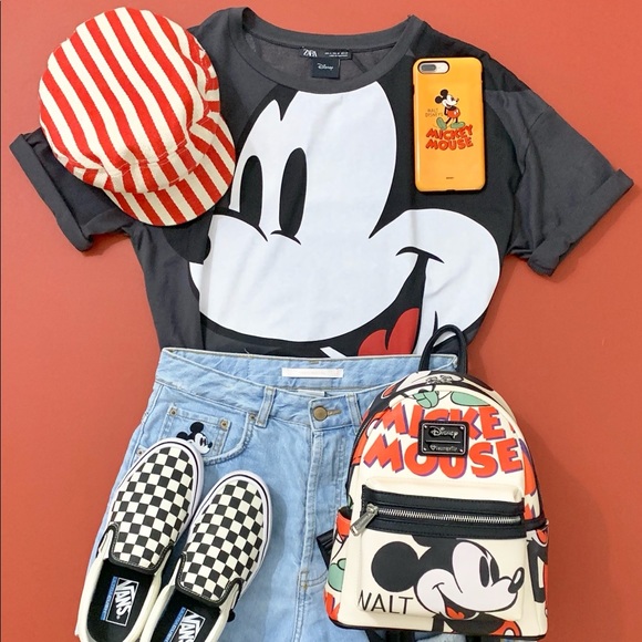 Zara Tops - Mickey Mouse Zara Tee Zara Tops - Mickey Mouse Zara Tee